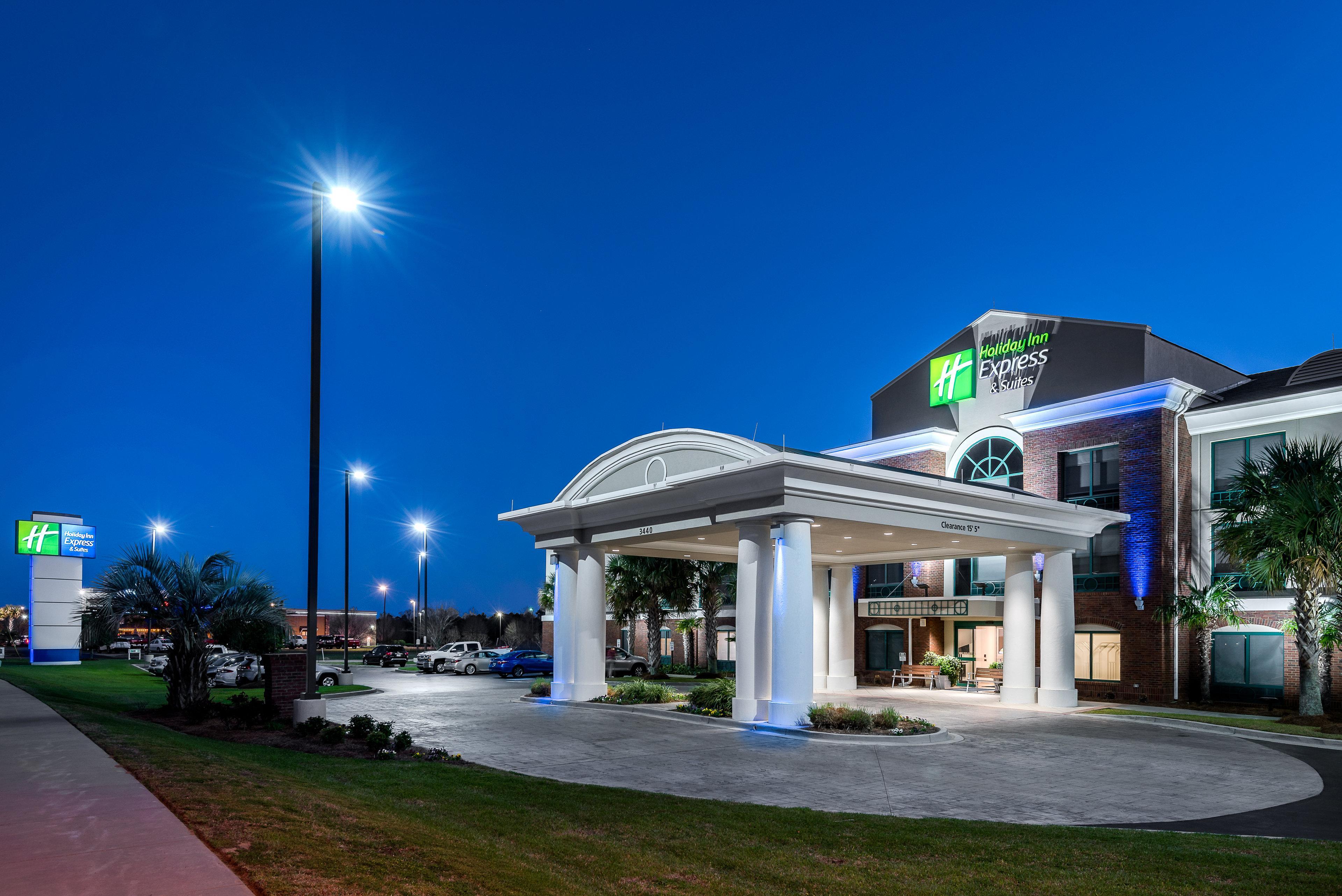 Holiday Inn Express & Suites Florence I-95 & I-20 Civic Ctr By Ihg Zewnętrze zdjęcie