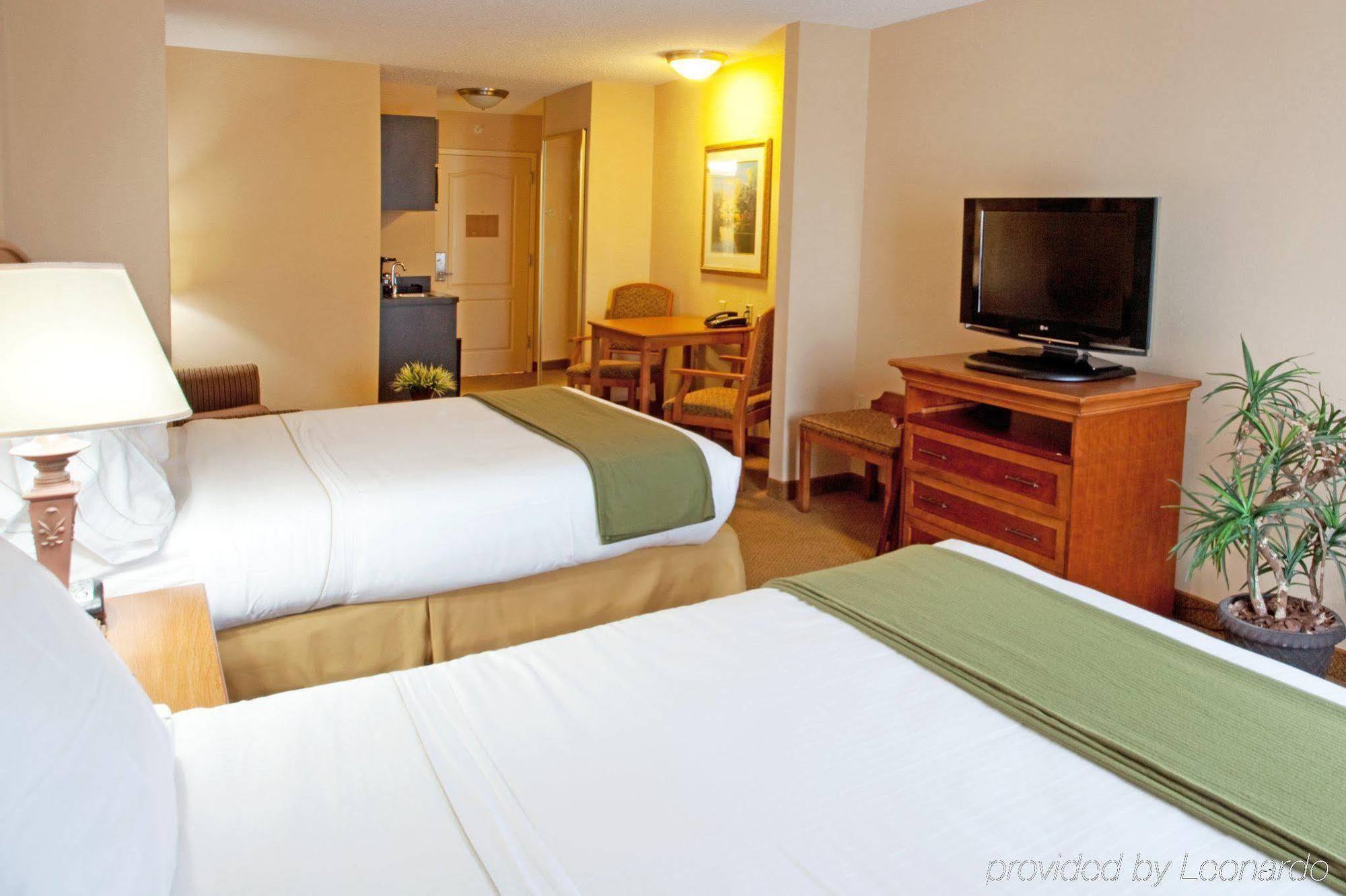 Holiday Inn Express & Suites Florence I-95 & I-20 Civic Ctr By Ihg Zewnętrze zdjęcie